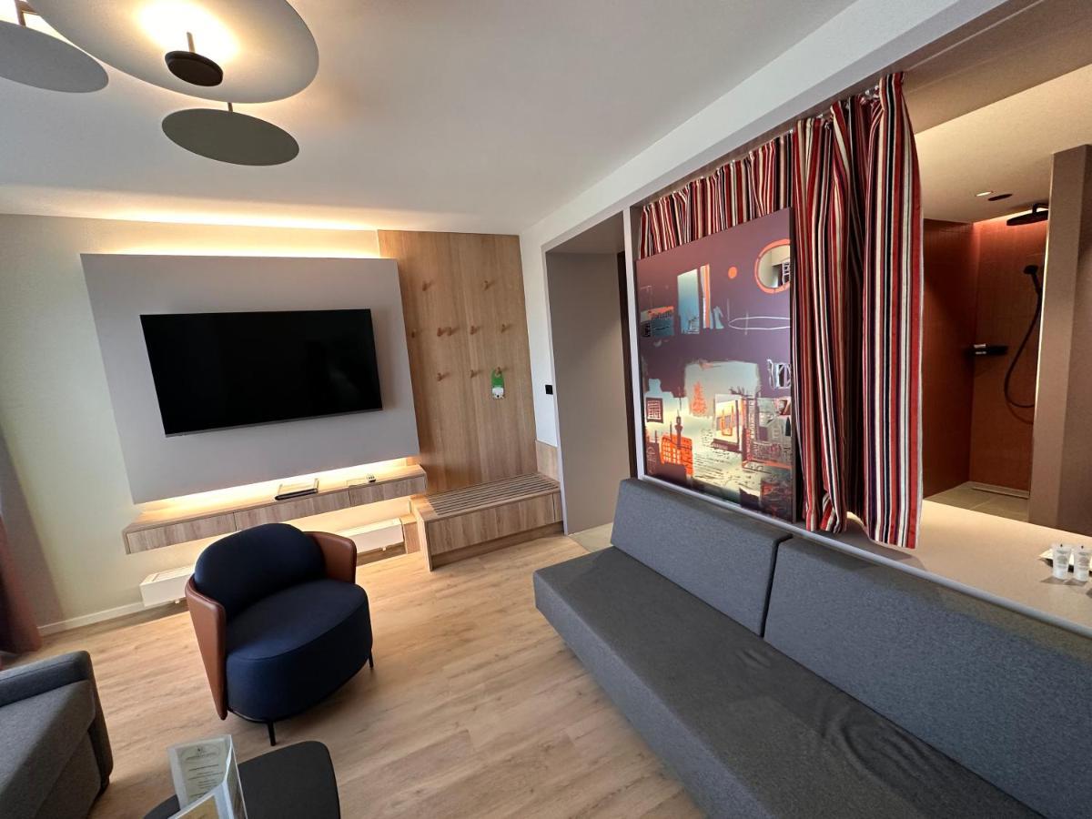Junior Suite Balcony