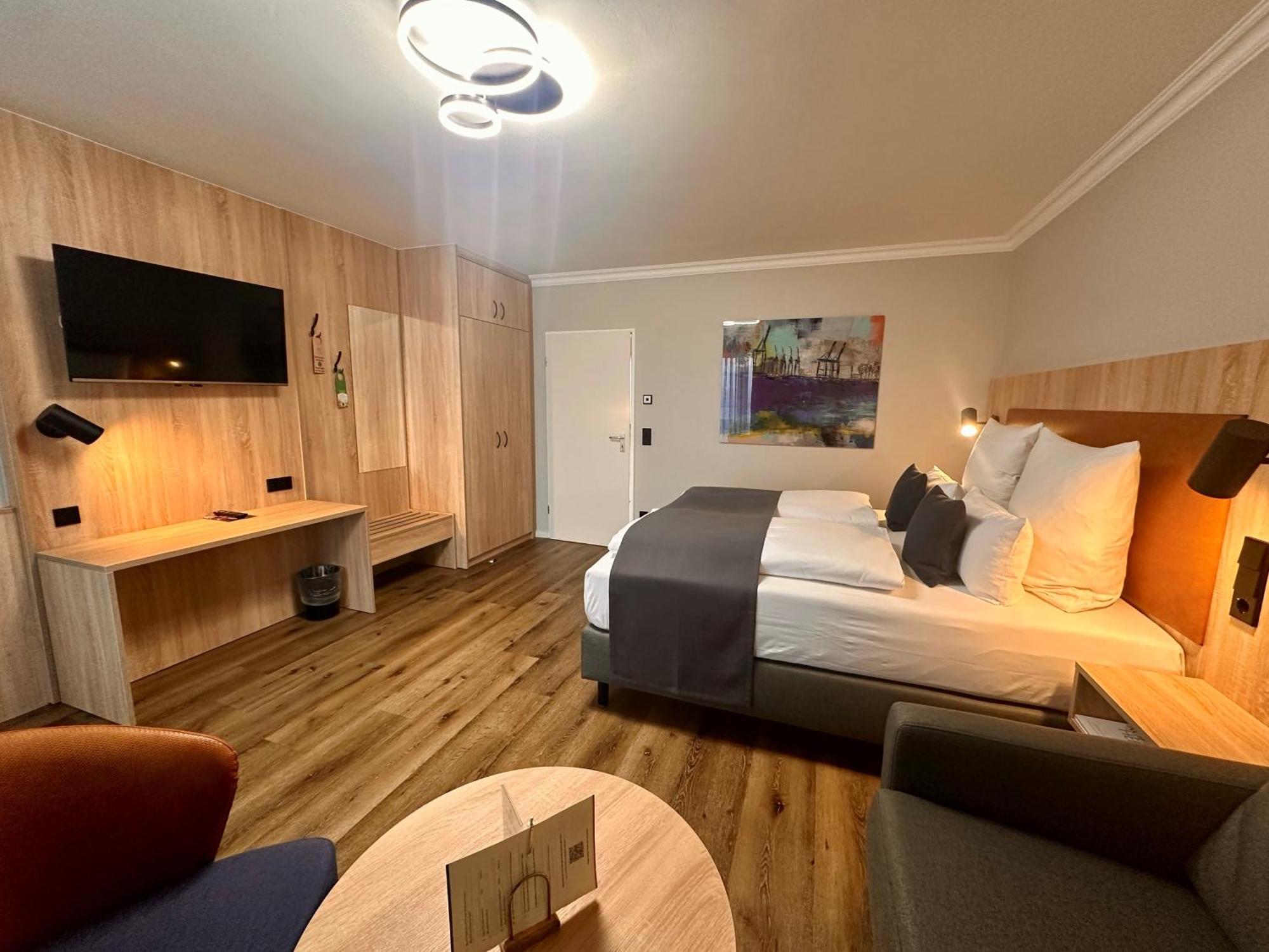 AH-Premium double room kitchen